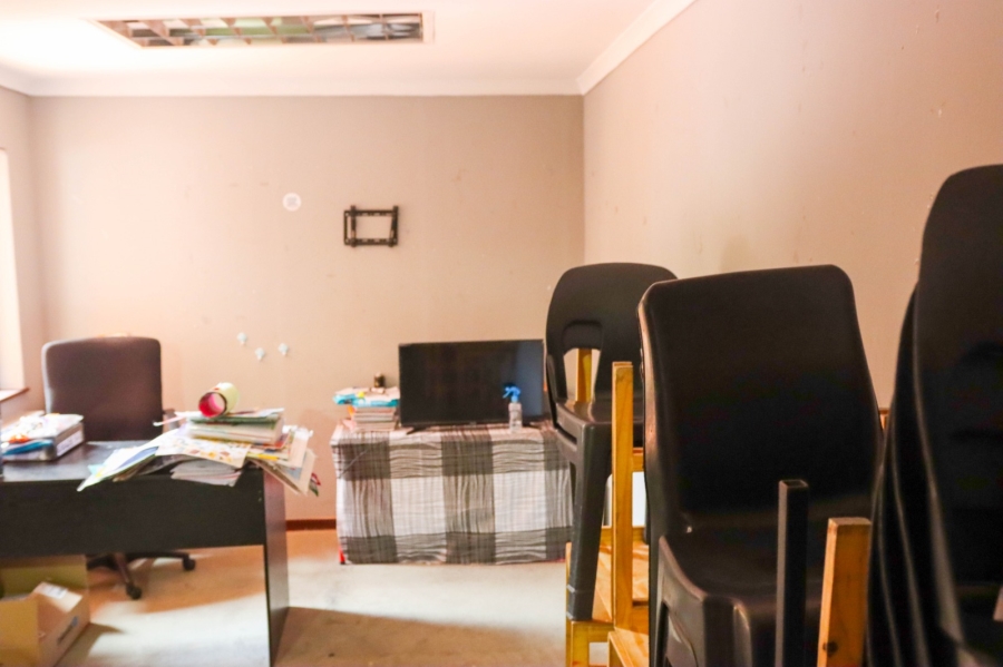 Commercial Property for Sale in Parow Western Cape